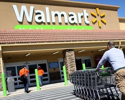 WALMART ACCUSED OF GENDER DISCRIMINATION